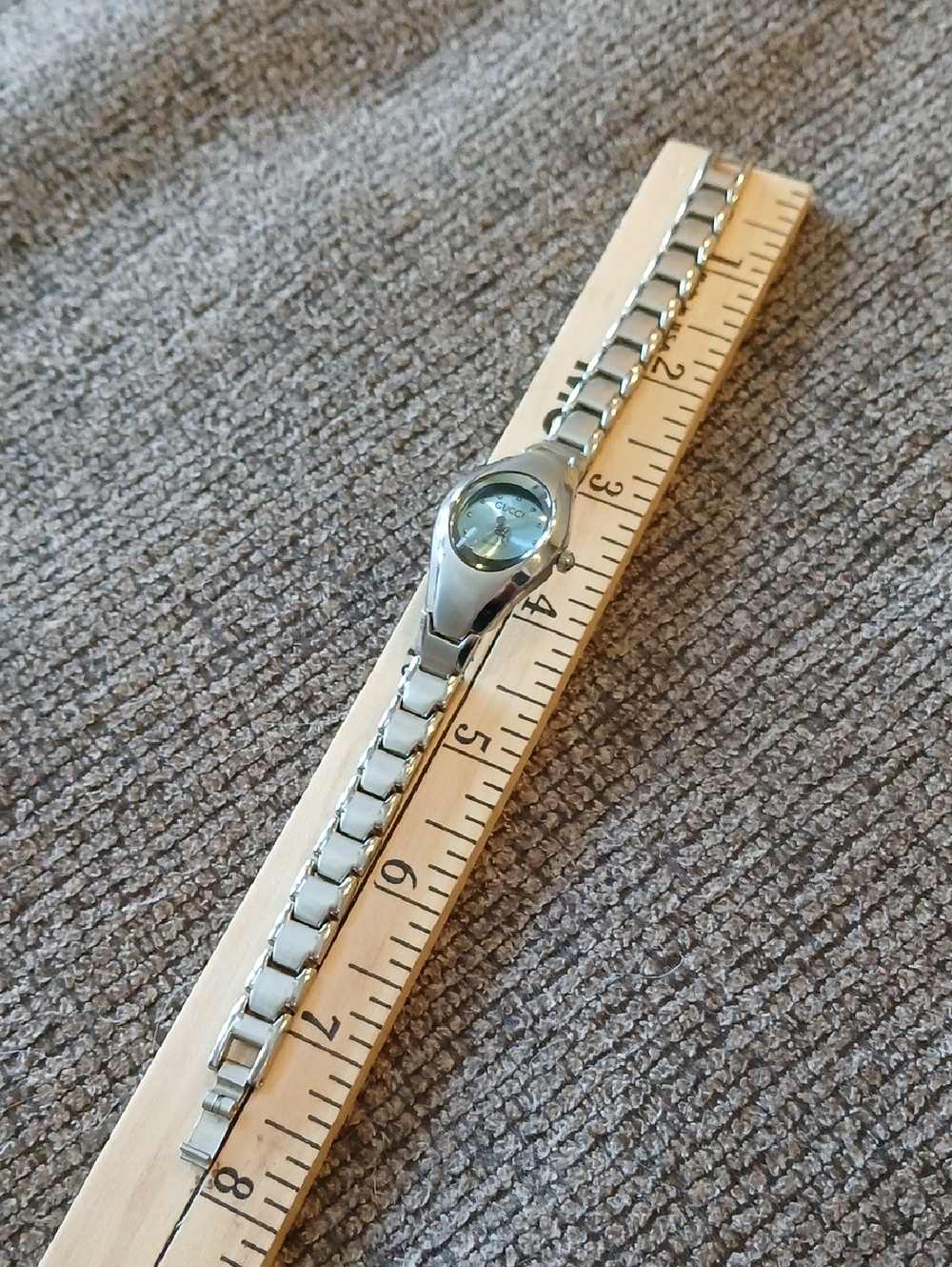 Gucci Vintage Watch - Picture 9 of 11